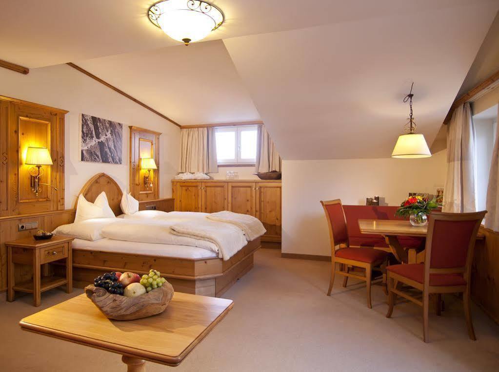 Anthony'S Alpin Hotel Garni Lech am Arlberg Exterior foto